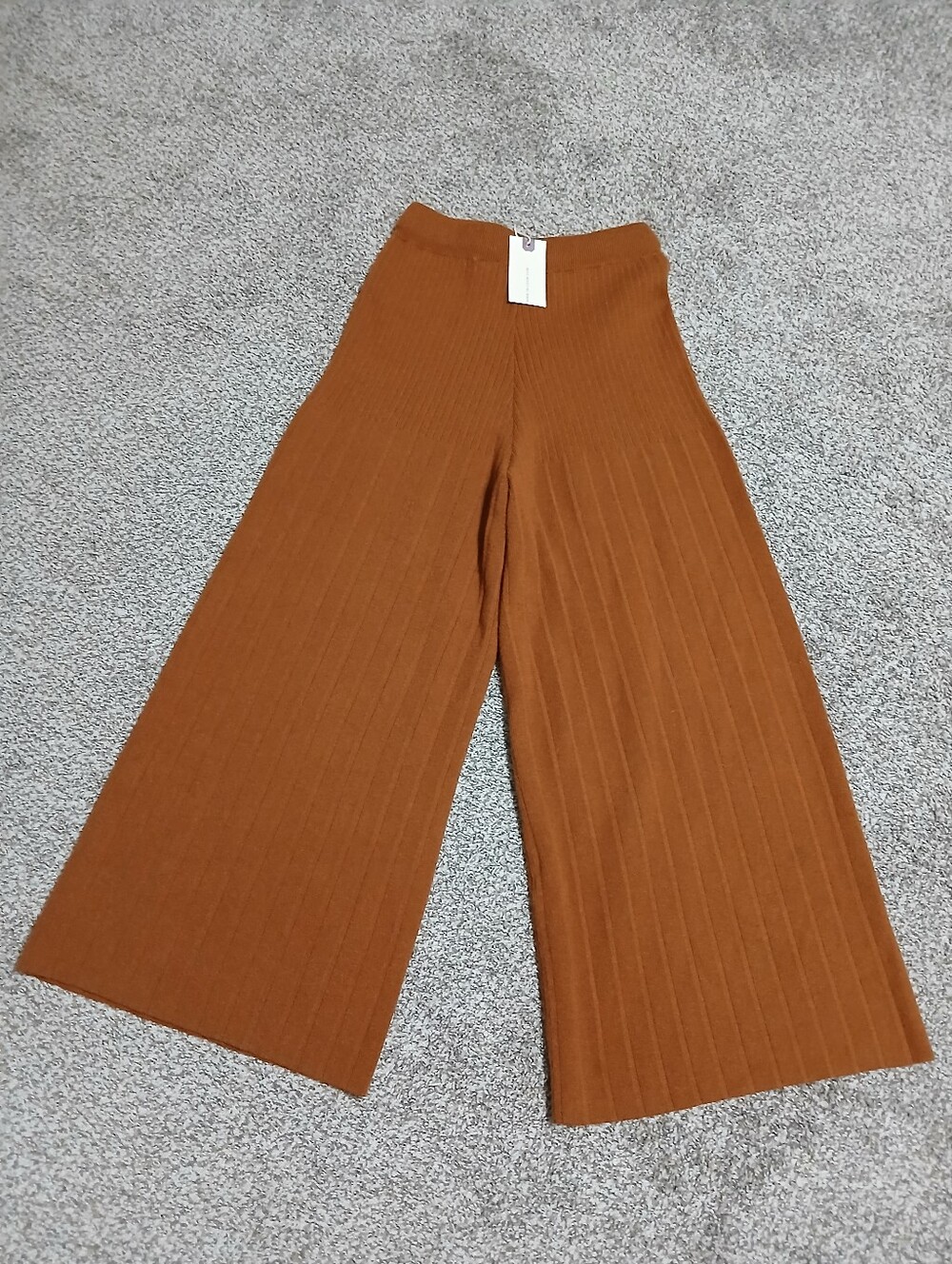 In Bloom Straight-Leg Ribbed Jeans in Rust - Picture 3 of 14